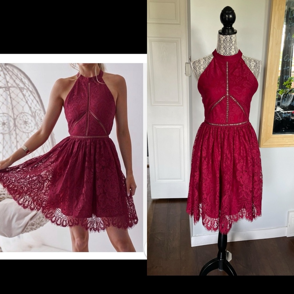 NWT Two Sister Lace Fit and Flare Dress. Medium
